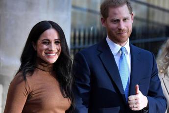 Harry compie 40 anni weekend con gli amici e senza Meghan