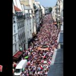 manifestazione parigi francia contro green pass