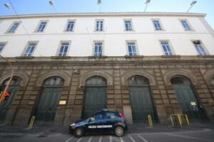 Napoli detenuto 93enne scarcerato in anticipo Risarcimento per il sovraffollamento