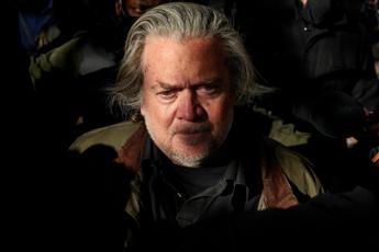 Usa Steve Bannon in prigione dal primo luglio per scontare 4 mesi di pena