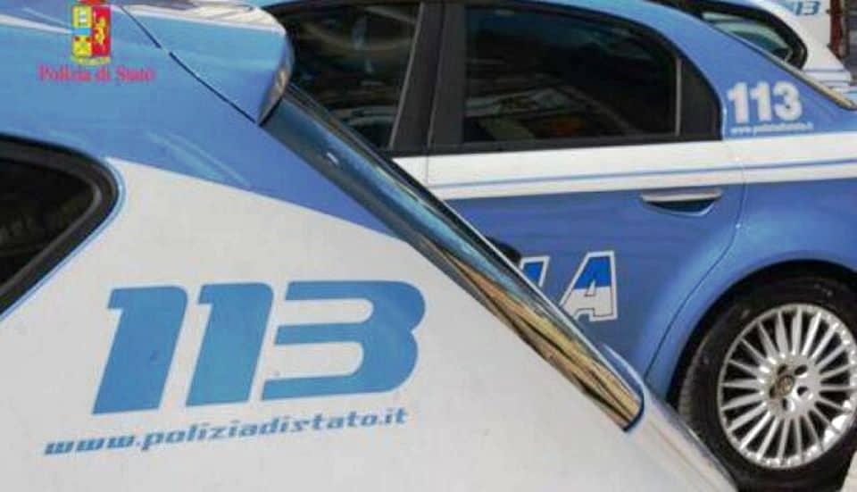 polizia2 11 1 2 akWZr4