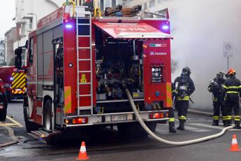 Monza incendio in Rsa a Lambiate evacuati i pazienti