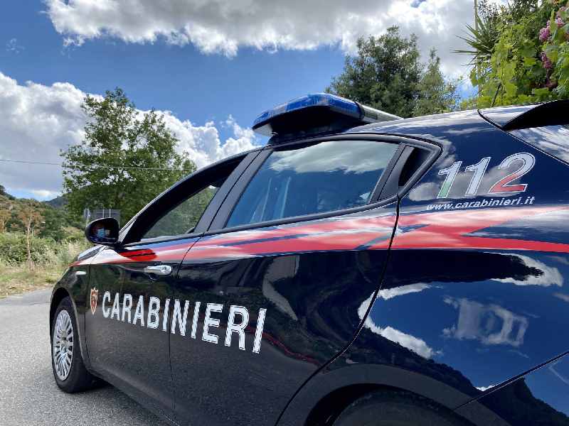 carabinieriauto 6 1 1 NlFiur