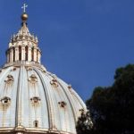 Sacramenti nulli per formule sbagliate stretta del Papa