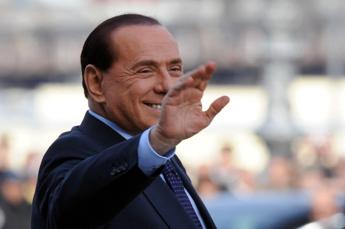 Berlusconi star dei social 54 milioni di interazioni a un anno dalla morte