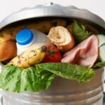 Cresce il Food Waste ogni settimana gettati oltre 680 grammi di cibo a testa