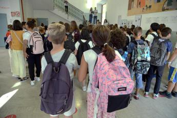 Pediatri mal di pancia o mal di scuola Vademecum per i genitori