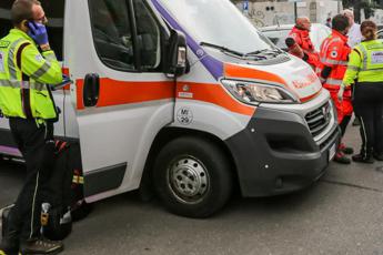 Milano auto travolge e uccide ciclista a Basiglio alla guida un 87enne