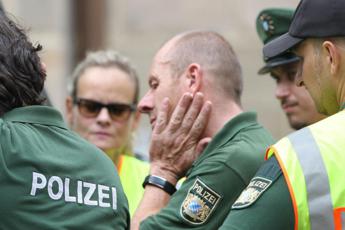 Germania 4 morti in sparatoria un bimbo tra le vittime arrestato un soldato