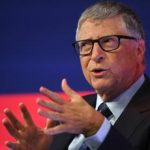 Intelligenza artificiale nuova profezia di Bill Gates Lavoreremo solo 3 giorni a settimana