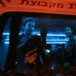 Israele Hamas rilasciati a oggi 40 ostaggi israeliani e 117 detenuti palestinesi