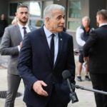 Israele Lapid attacca Estrema destra finanzia coloni mentre soldati rischiano la vita