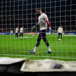 Milan Psg Donnarumma accolto con banconote e insulti