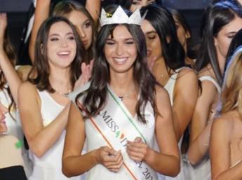 Miss Italia il papa senatore Ha vinto per merito non e mica una nomina