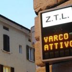 Ztl da incubo coppia riceve 100 multe Salasso da 13mila euro colpa del navigatore