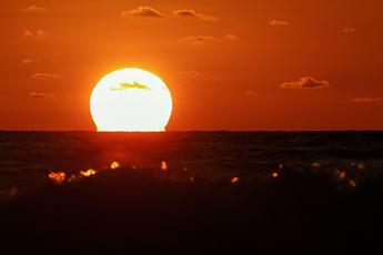 Caldo anomalo e clima finisce il 2023 anno piu bollente del pianeta