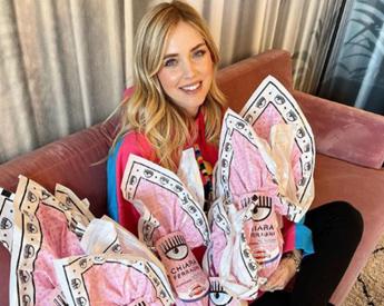 Chiara Ferragni e le uova lazienda Nessun sovrapprezzo