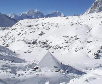 Clima scoperto fenomeno sorprendente sui ghiacciai dellHimalaya