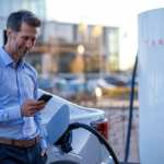 DKV Mobility chiude un accordo con i Supercharger Tesla