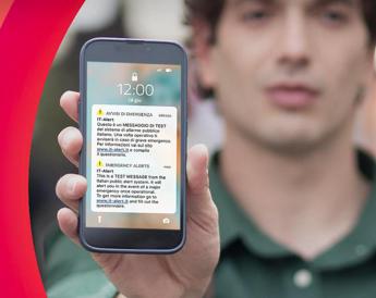 IT alert in arrivo nuovi test ecco quando dove e perche suonera lo smartphone