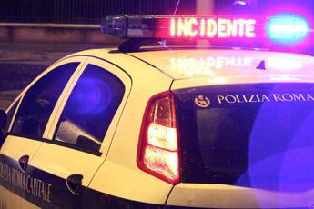 Incidente oggi a Roma scontro frontale un morto