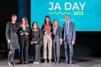 Ja Day 2023 due borse studio a studentesse distinte in ambito Stem