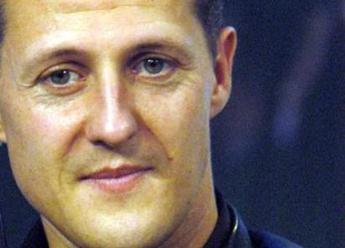 Michael Schumacher la cura e anche un giro in Mercedes suoni familiari stimolano il cervello