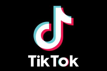 Migliori siti per comprare follower Tiktok a Poco Prezzo e di Qualita Paypal CC