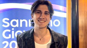 Sanremo tra 12 Giovani finalisti ce Jacopo Sol Nel mio sound il blues del mio idolo Pino Daniele