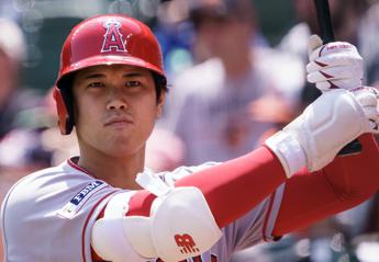 Shohei Ohtani e il contratto record la stella del baseball firma per 700 milioni