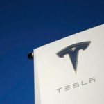 Tesla in arrivo maxi richiamo per 2 milioni di vetture ecco perche