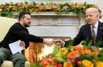 Ucraina Biden accoglie Zelensky Putin non puo vincere Congresso approvi fondi