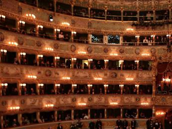 Venezia Teatro La Fenice evacuato per falso allarme