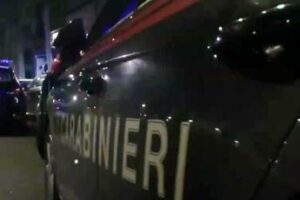 Napoli 19enne accoltellato da una 15enne al culmine di una lite