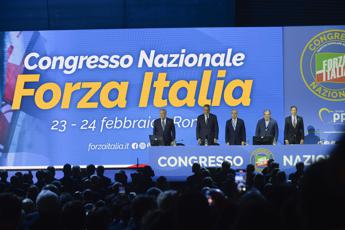 Congresso Forza Italia oggi elezione di Tajani a segretario Futuro roseo nel segno di Berlusconi