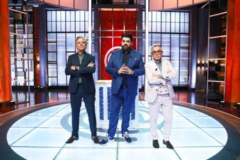 MasterChef Italia stasera la finale chi vincera tra Antonio Eleonora Michela e Sara