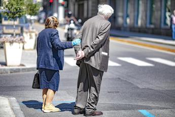 Psicoanalista Caldo in anziani puo provocare stress depressione e disturbi del sonno