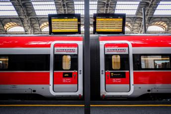 Trenitalia sospende nuove regole su bagagli per chi viaggia su Frecce