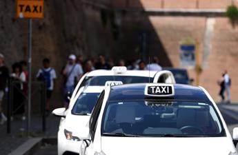 Roma corrispondente Reuters Ho atteso 50 minuti taxi e niente Capitale non merita turisti