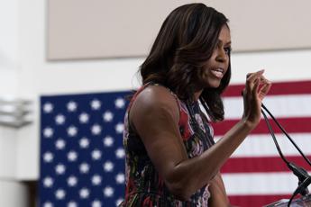 Super Tuesday Michelle Obama Sostengo Biden non mi candido