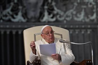 Vaticano Papa apre Anno giudiziario Coraggio per accertare verita