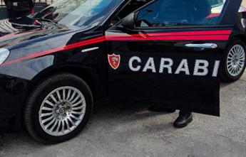 Parma versa acido in testa alla compagna e la accoltella arrestato ergastolano in semiliberta