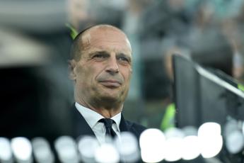 Allegri Juve puo licenziare allenatore per giusta causa Lo scenario