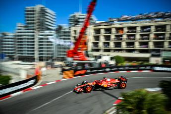 Gp Monaco Leclerc in pole davanti a Piastri e Sainz