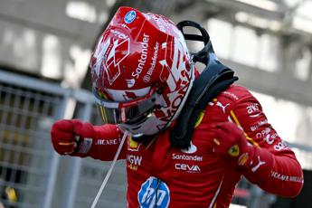 Leclerc e il trionfo nel Gp di Monaco le lacrime dopo la vittoria Video