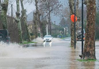 Nuova allerta rossa in Veneto e Lombardia rischio nubifragi. Fiumi osservati speciali