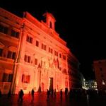 Salute Giornata sclerosi multipla stasera lItalia si illumina di rosso