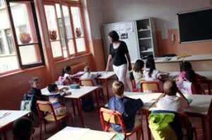 Scuola Italia deferita a Corte Ue per contratti insegnanti precari