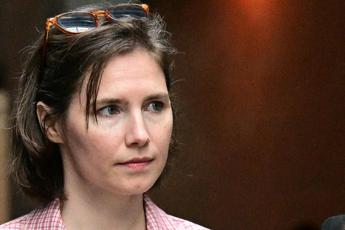 Amanda Knox Io sono una vittima torturata da poliziotti