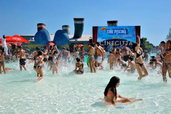 Aqua World e arrivata lestate al parco acquatico di Cinecitta World